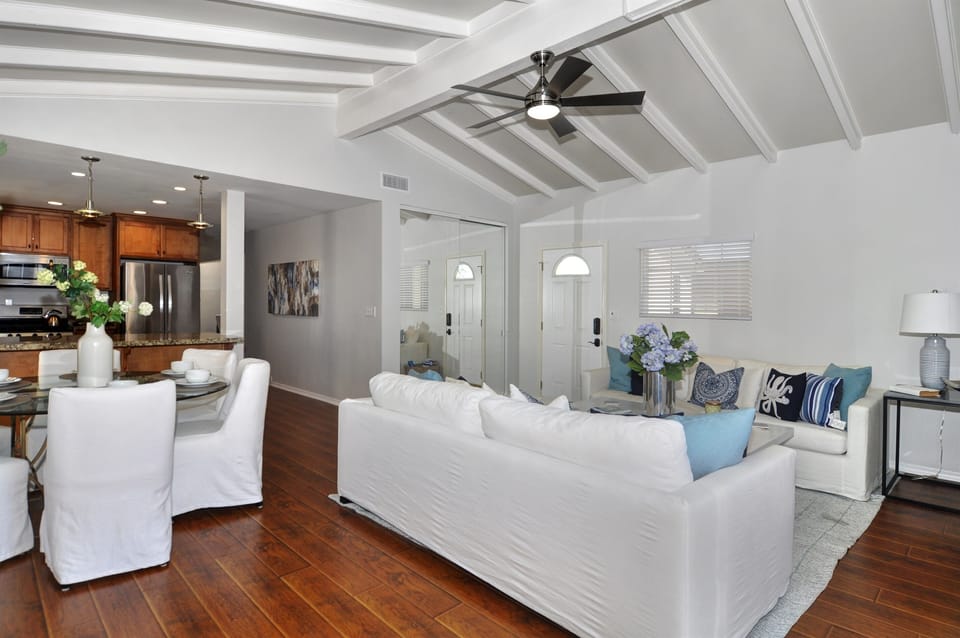 Open Floorplan Connects Cooking, Living and Dining Areas