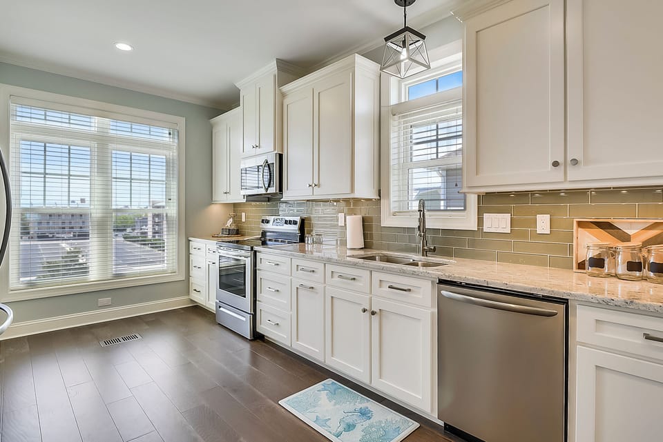 Main Level,Kitchen,