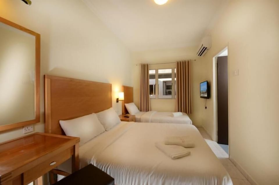 3 Bedroom Beachfront Apartment