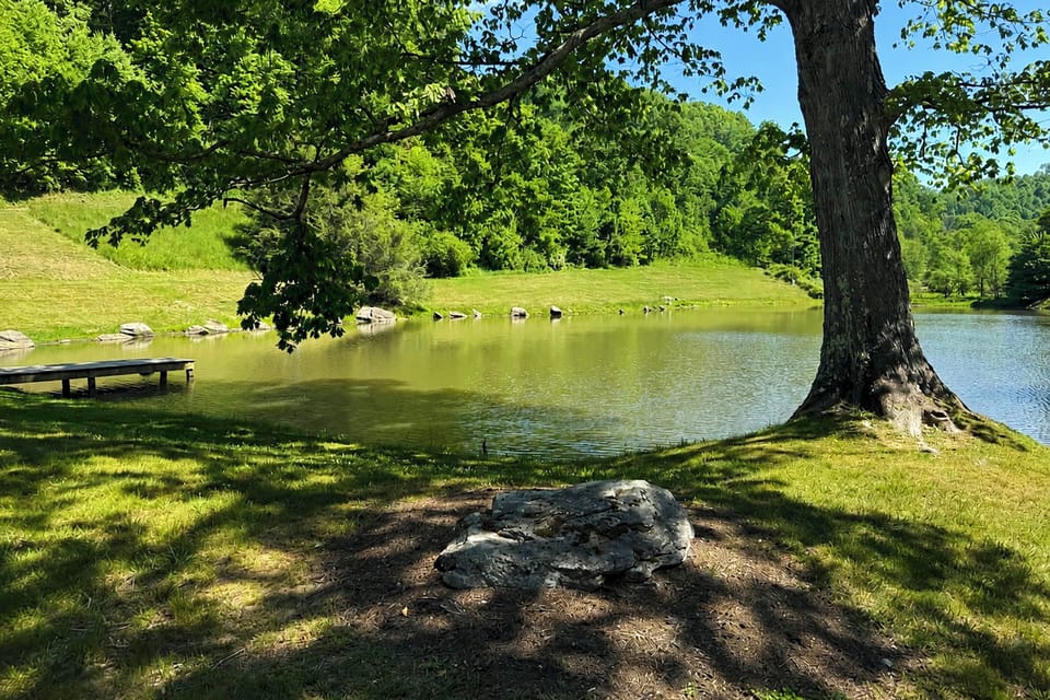 Walk to Different Drum Lake