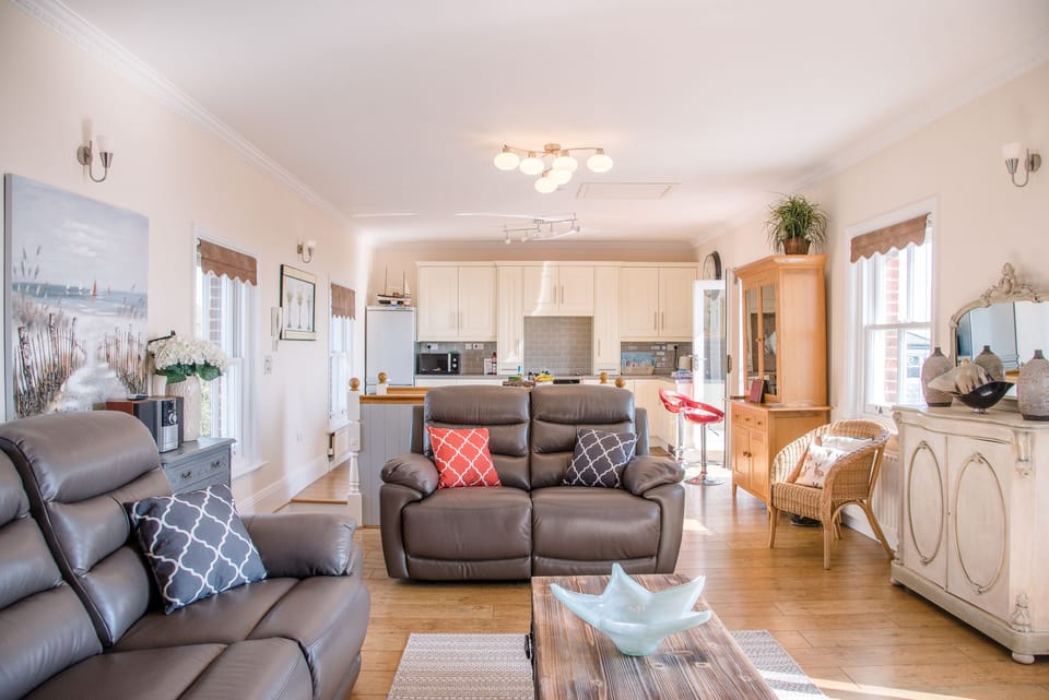 Open Plan living on floor 2 leading out to terrace.