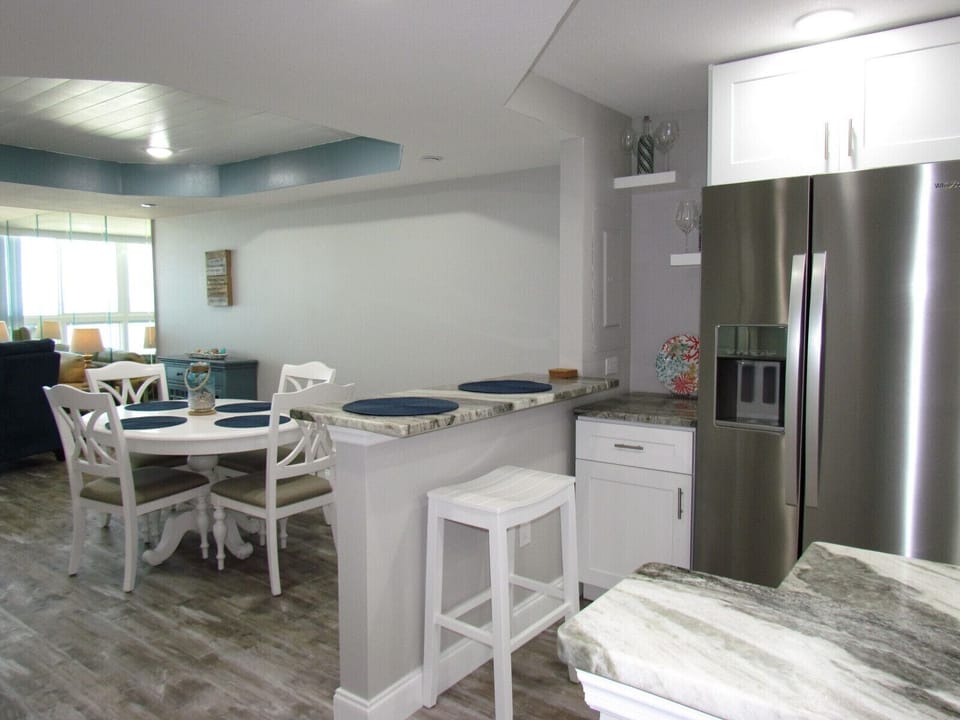 Easy and Open access to the dining room and Living Room from the - Easy and Open access to the dining room and Living Room from the beautiful kitchen