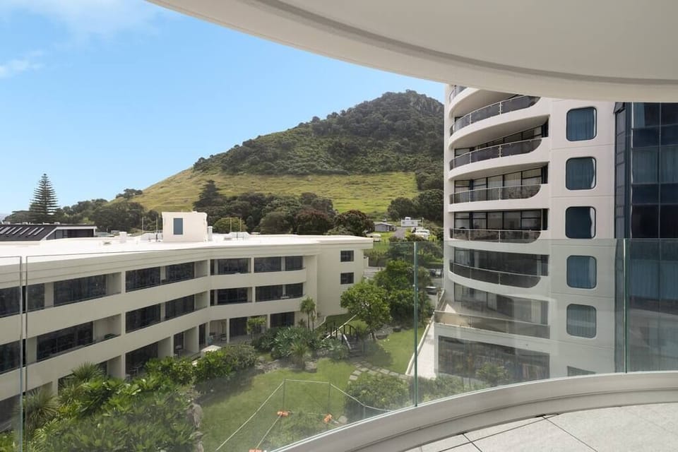 Mauao Views