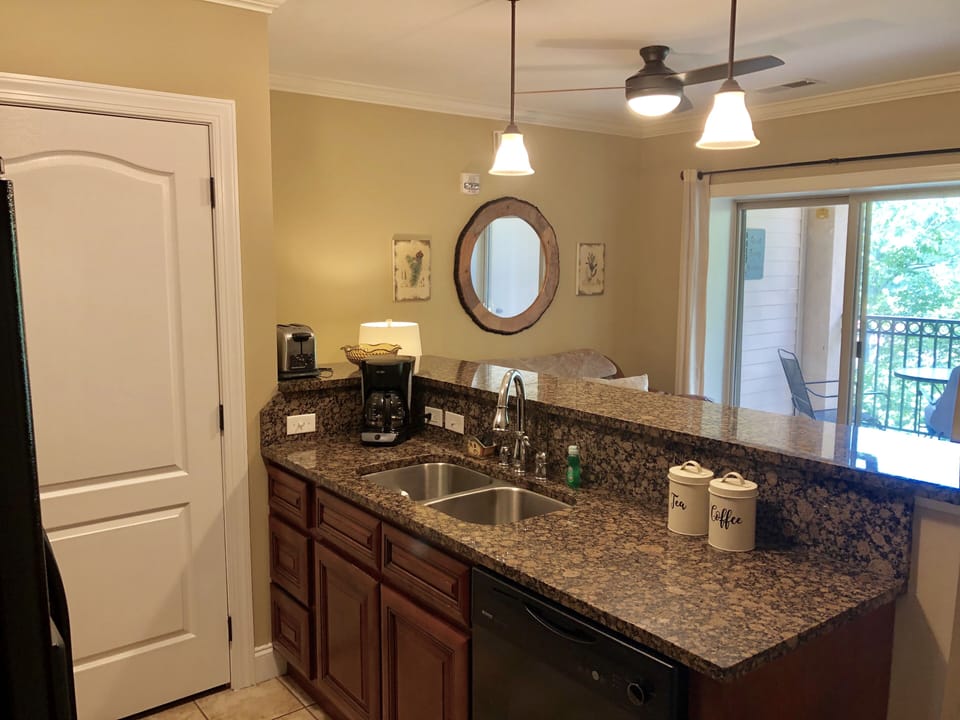1 of only 2 1 bedrooms in the entire complex!