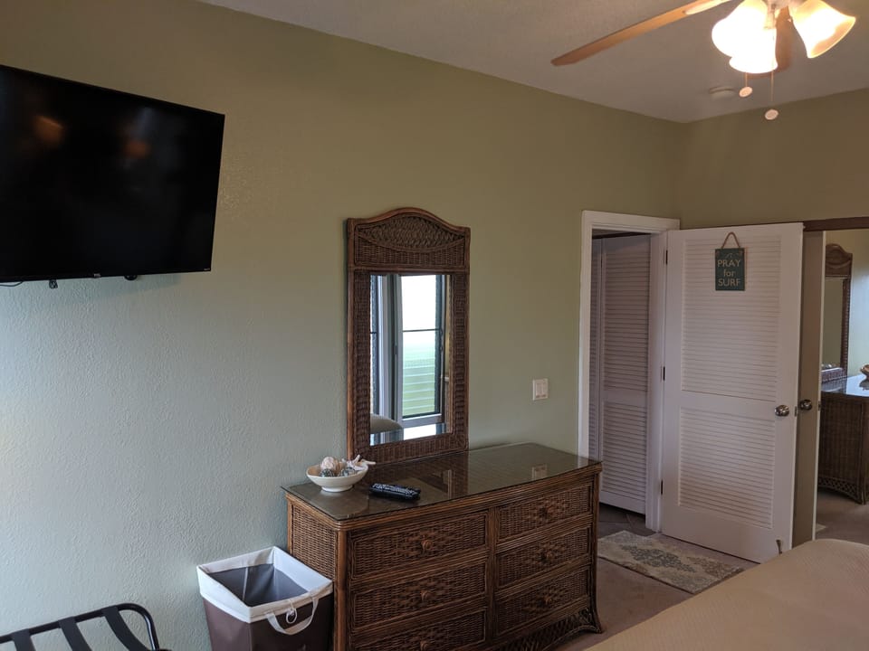 Guest Bedroom with TV