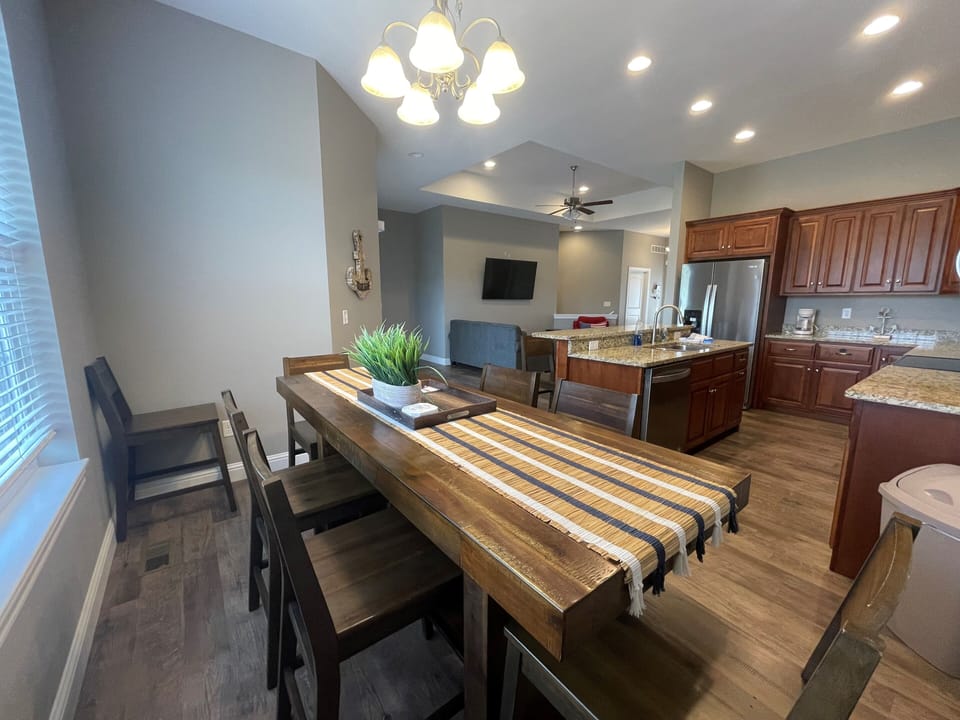 Dining table 