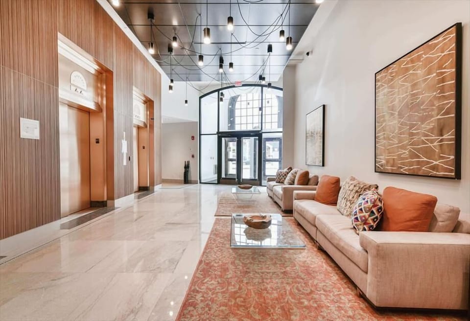 Downtown/South End Boston Studio Deluxe Living Room