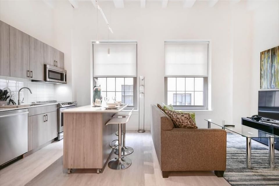 Kitchen/Living area