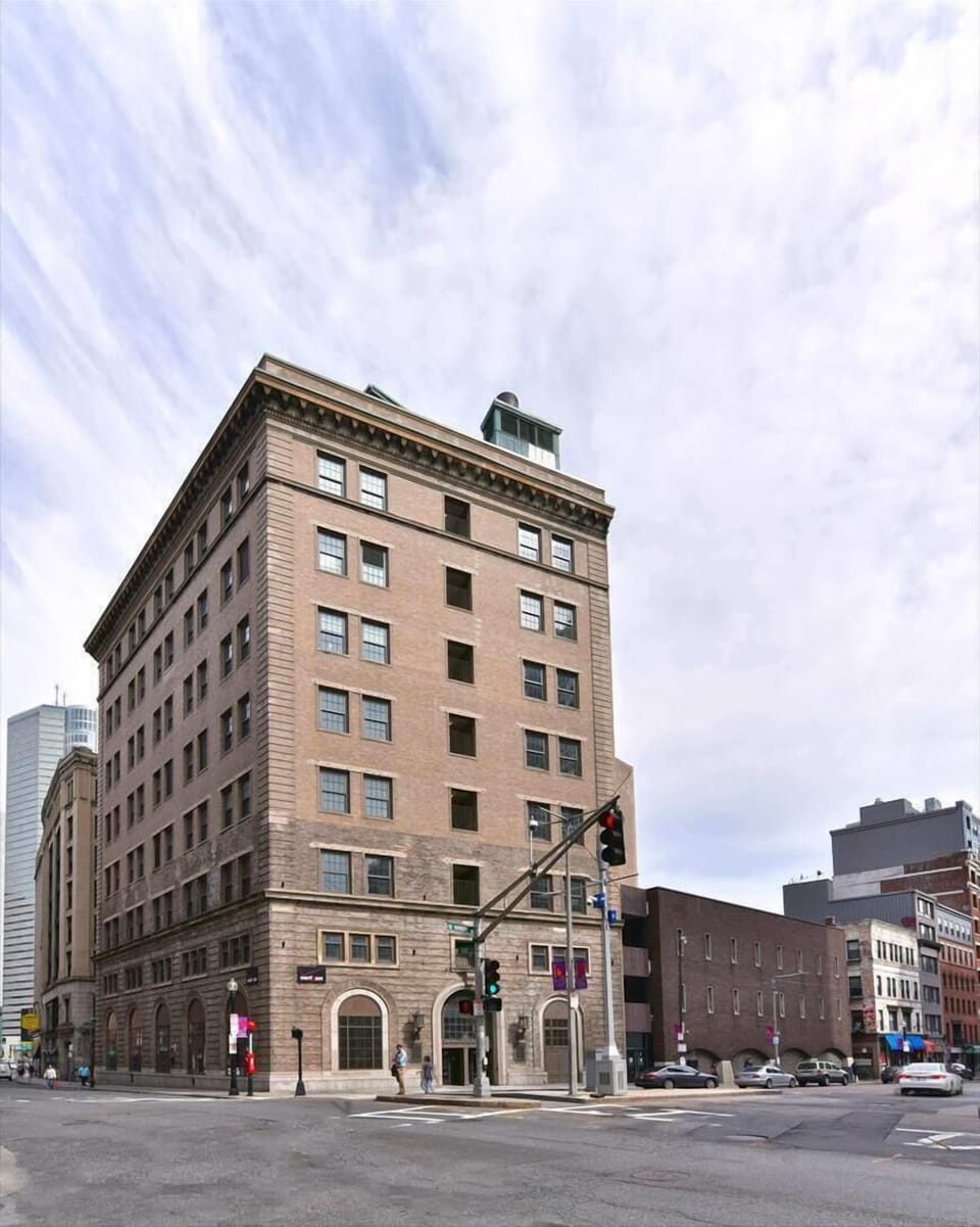 Downtown/South End Boston Studio
