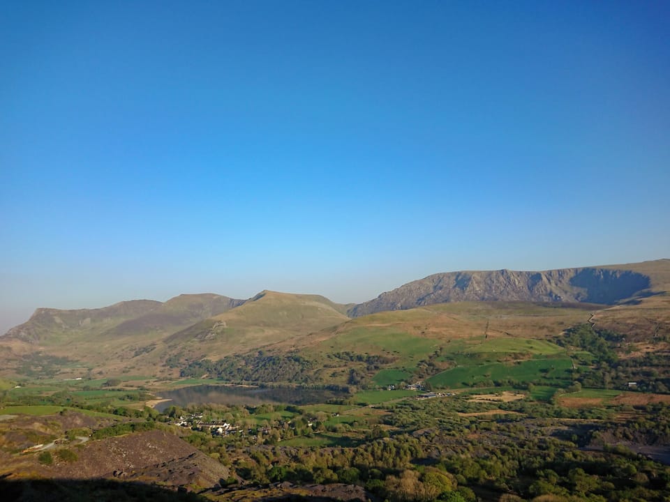 Surrounding area | Eithinog Ganol, Penygroes, near Caernarfon