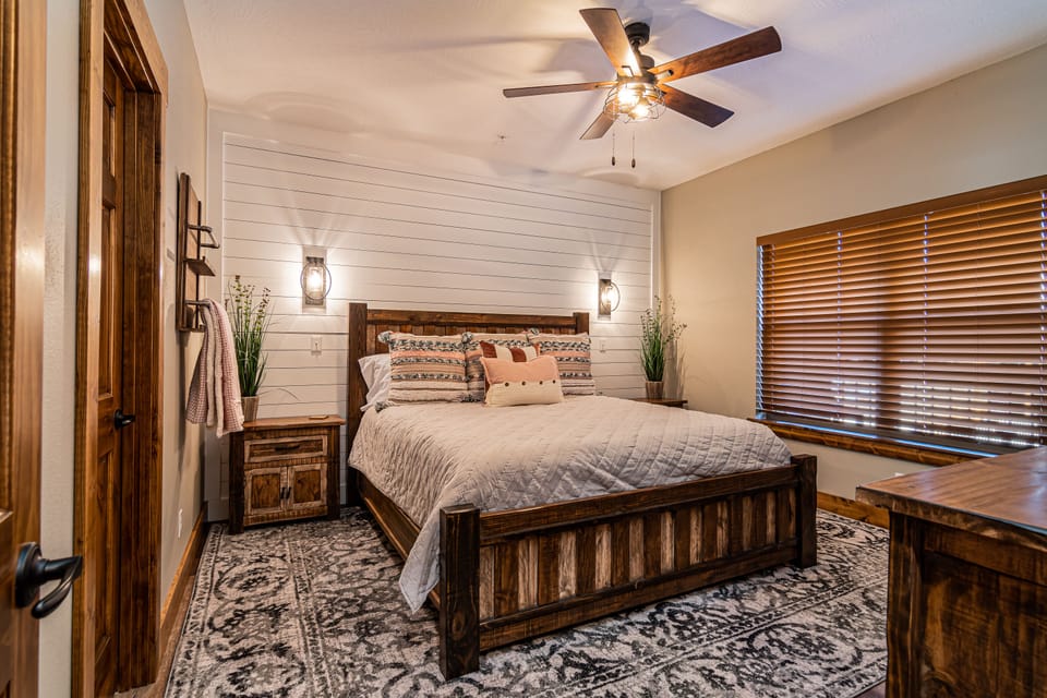 King size bed with bathroom