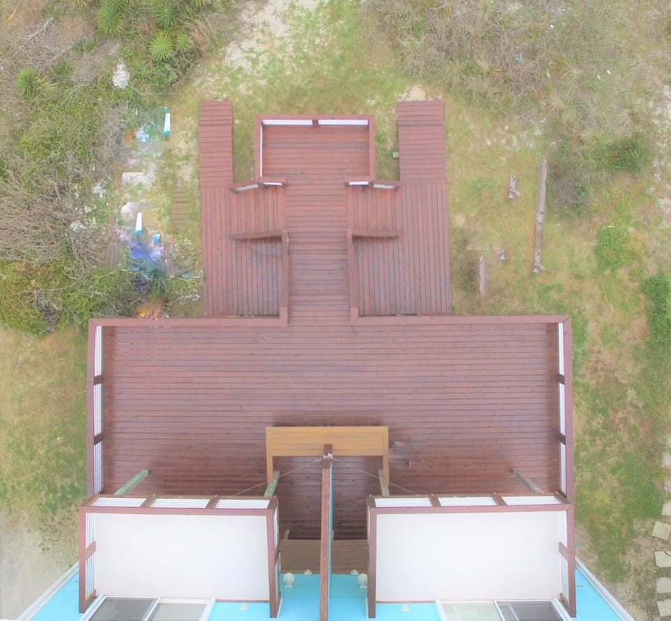 sky view directly above the deck.