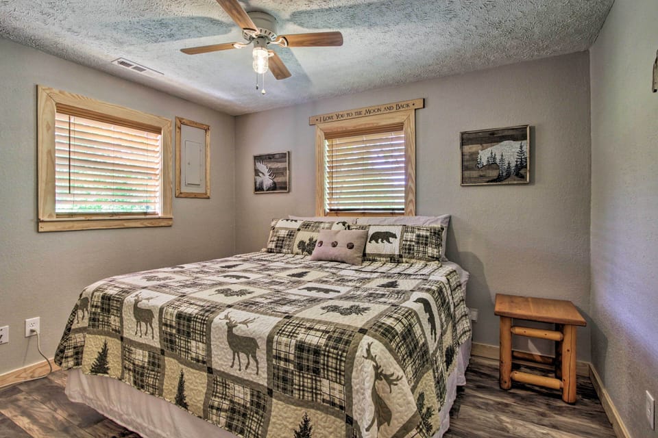 Bedroom 1 | King Bed