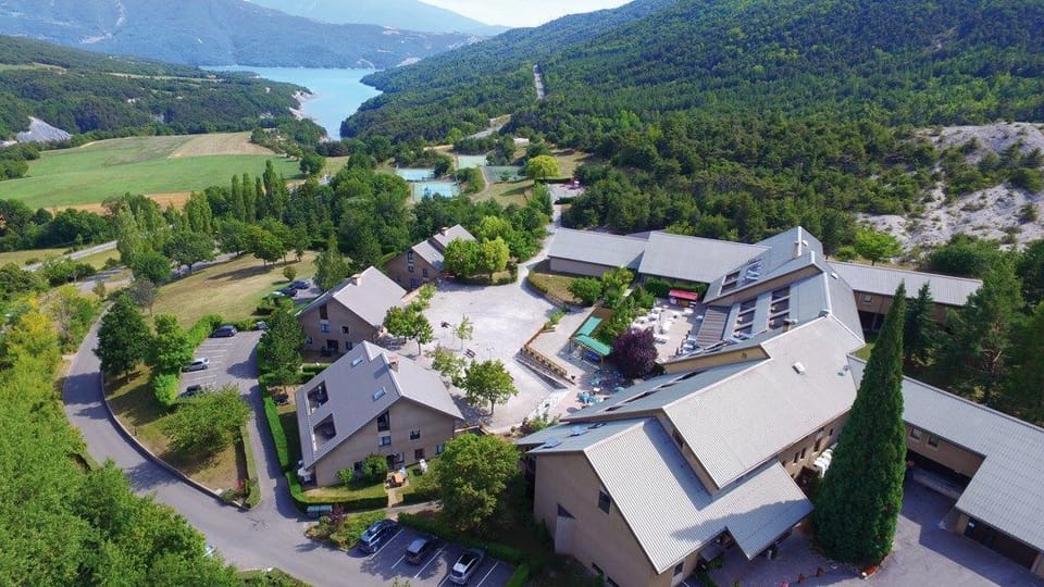Experience the picturesque atmosphere at this amazing property.