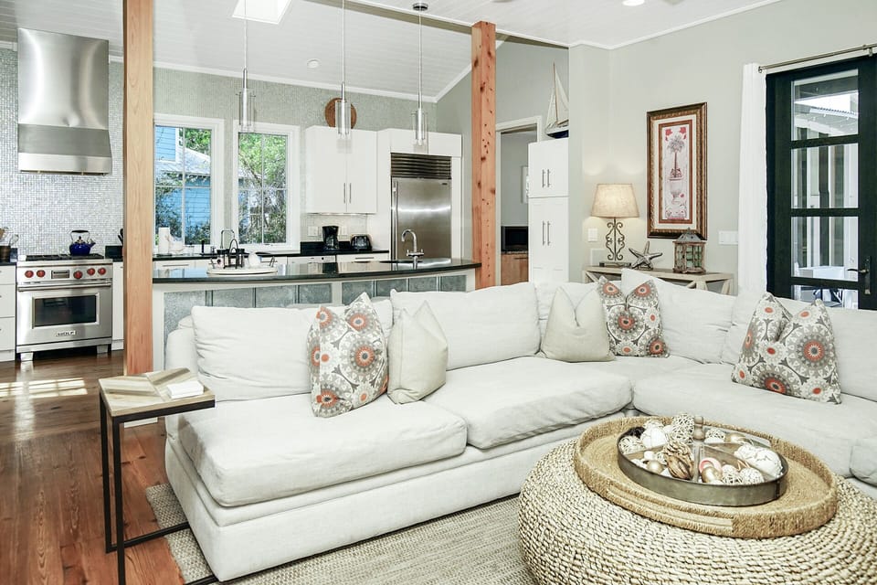 Blue Pine Sea-clusion - Seagrove - First Floor - Living Area