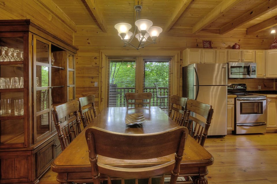 Dinning Room Seats 8 