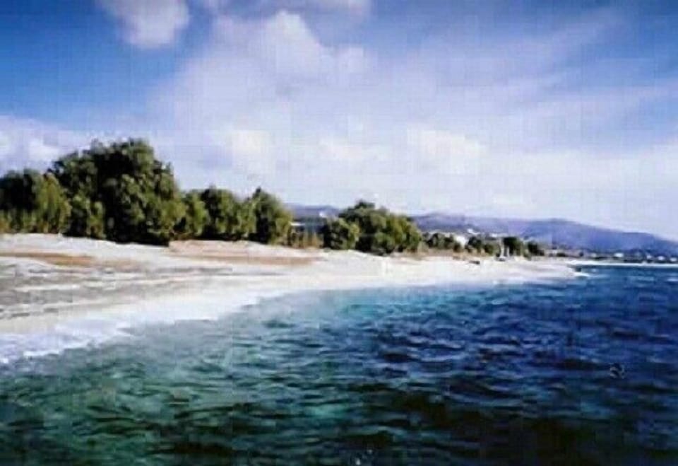 Kastraki beach 200 metres from the property