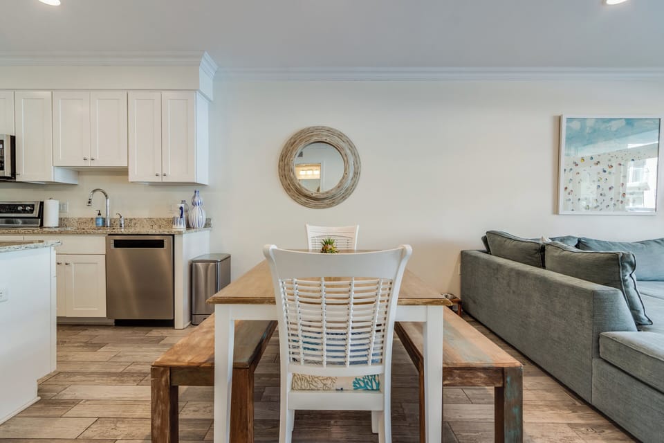 Dining table for 6 or more