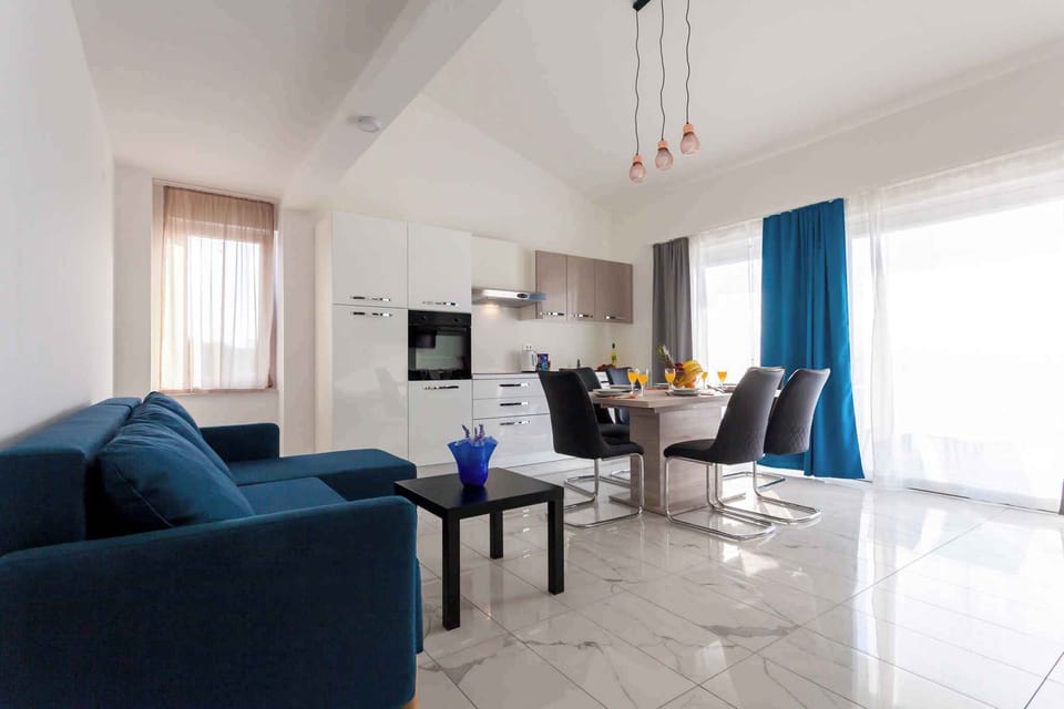 living/bedroom