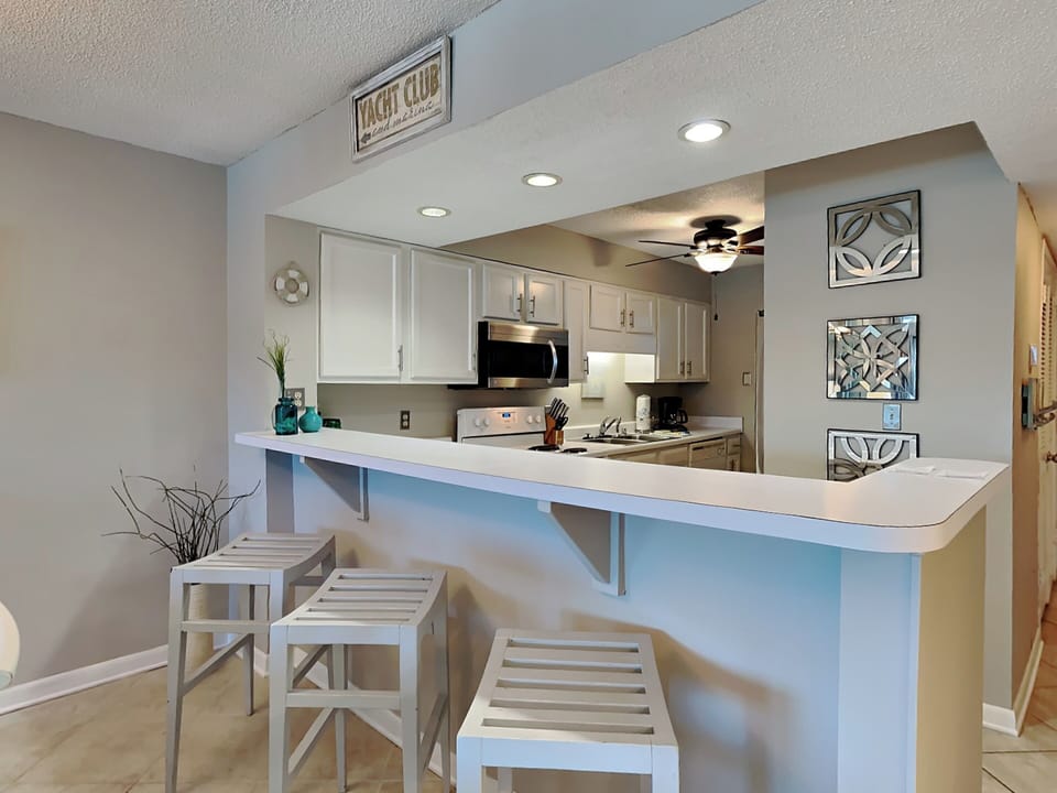 Breakfast Bar