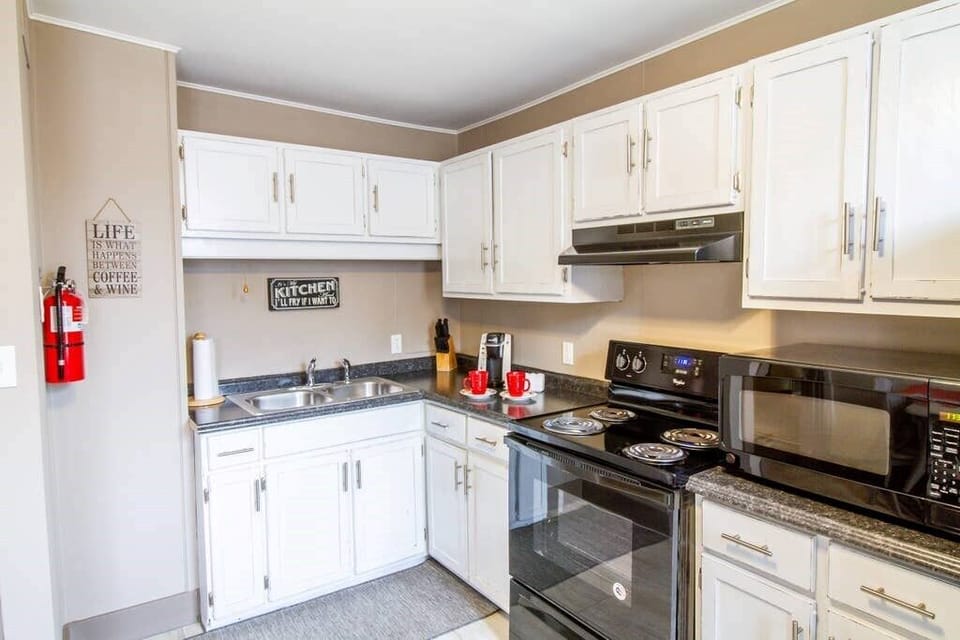 00014893-155d-4ba9-930b-5caa7fe8b748