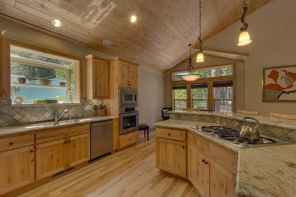 Gourmet Kitchen