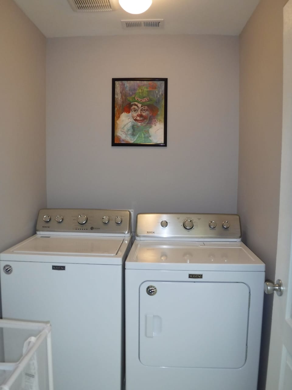 Laundry room on 2nd floor 