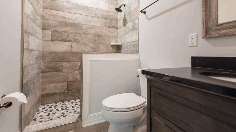 Guest Bedroom Ensuite Bathroom