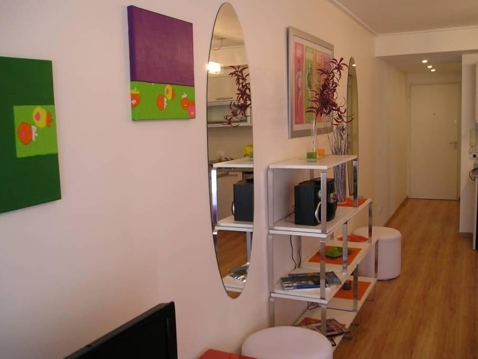 Domino Studio Aparment
