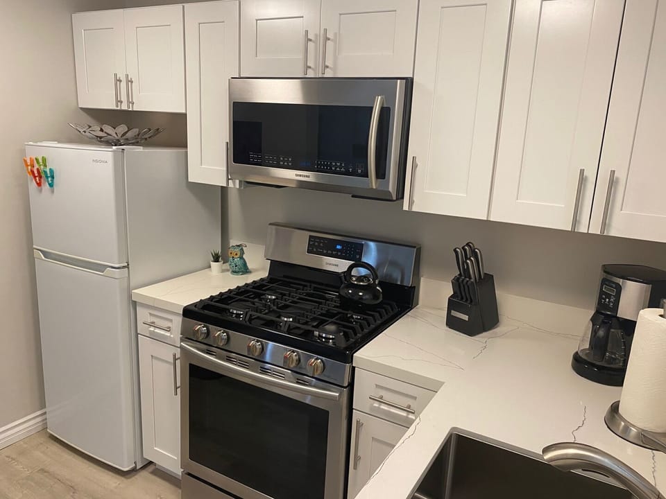 Newly Renovated Kitchen