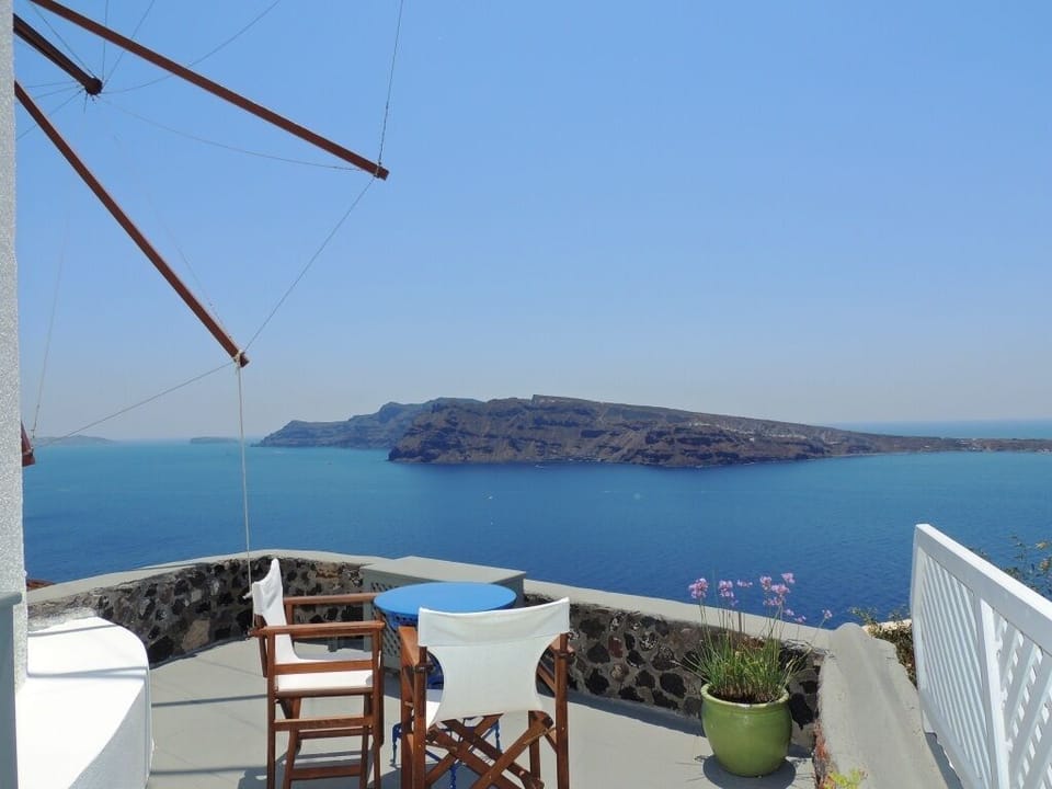 2nd Balcony with Volcano view,Sunset view