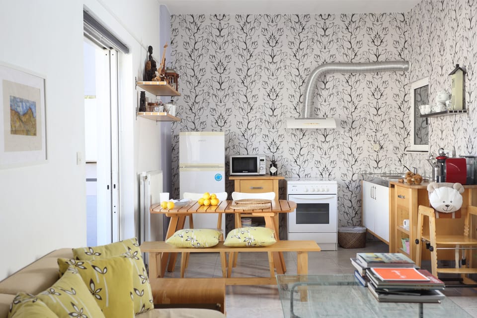 The  freshly decorated kitchen