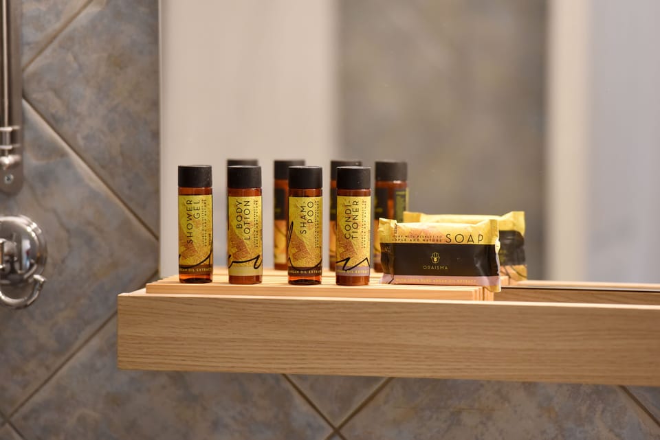 Bathroom amenities