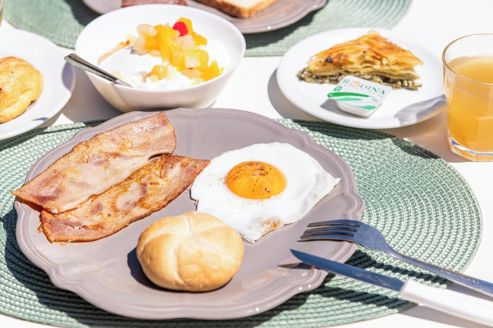 Breakfast meal