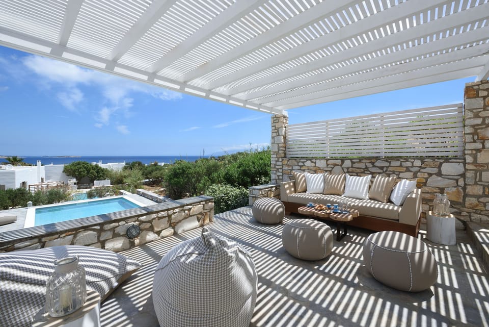 Outdoor Living Area 