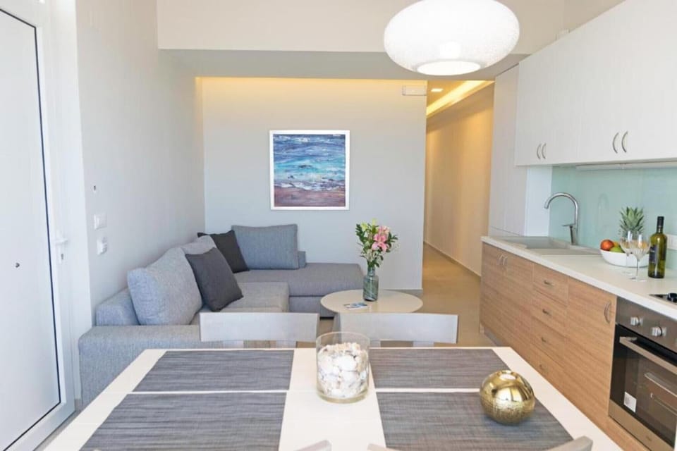 Sonja 2 apartment,pool,Beachfront,Chania, kitchen