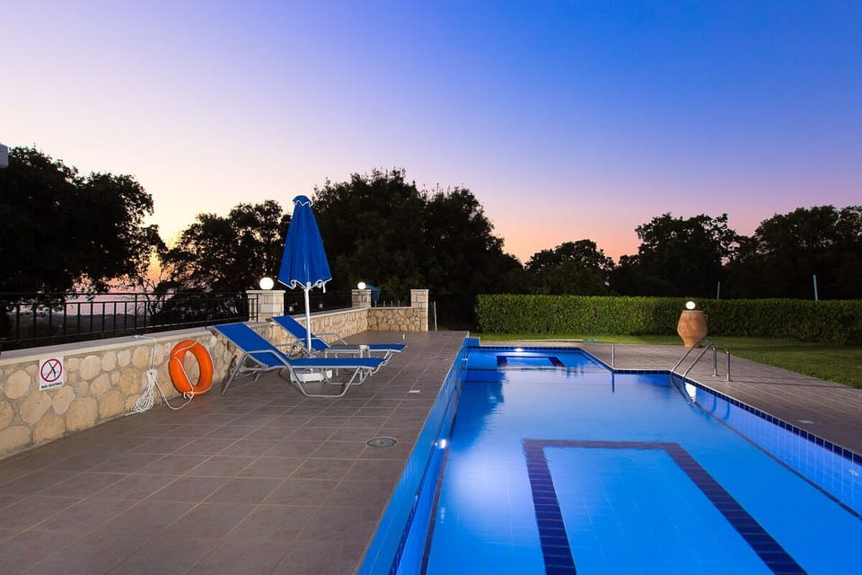 The swimming pool at night