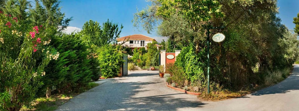 Private car Parking With Electric Sliding Gate.