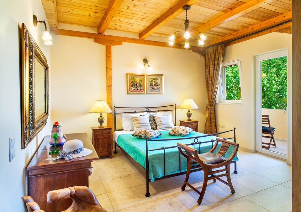Penthouse, double bedroom (3)