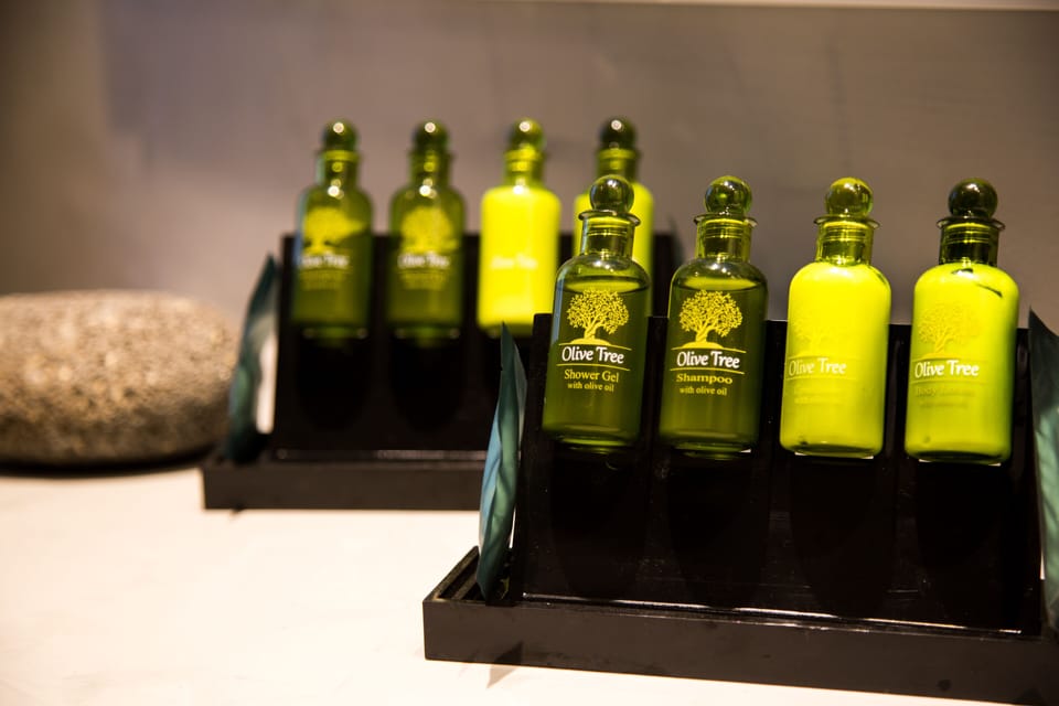 Bathroom amenities
