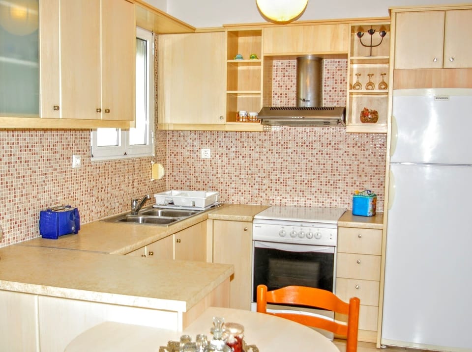 kitchen equipped with all the necessities needed