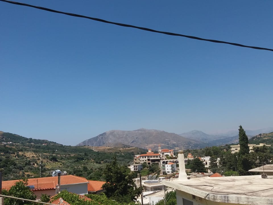 Heracle's Traditional Cretan House 1 - View