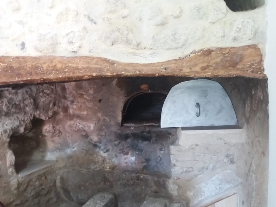 Heracle's Traditional Cretan House 1 - Traditional bread oven