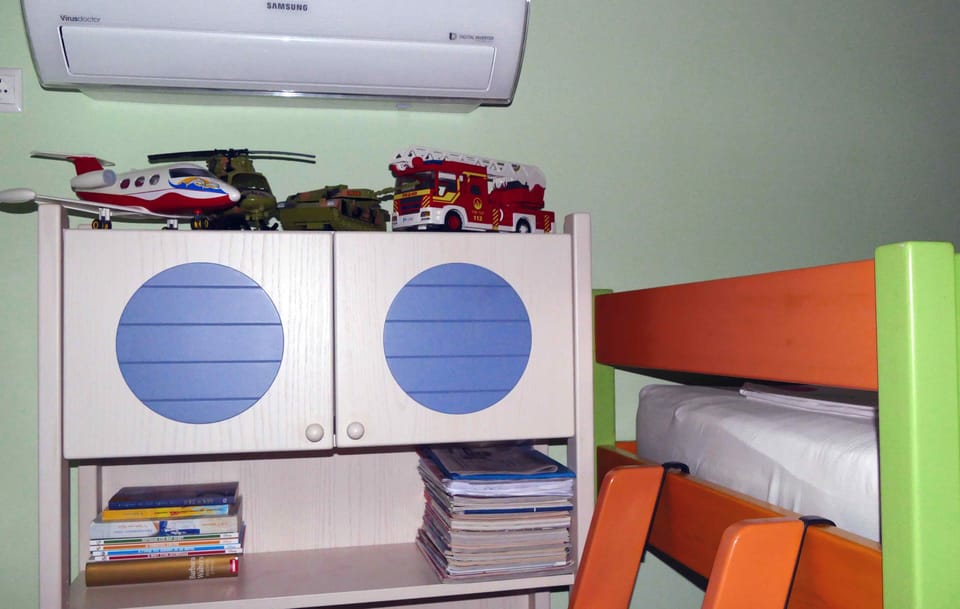 children room detail