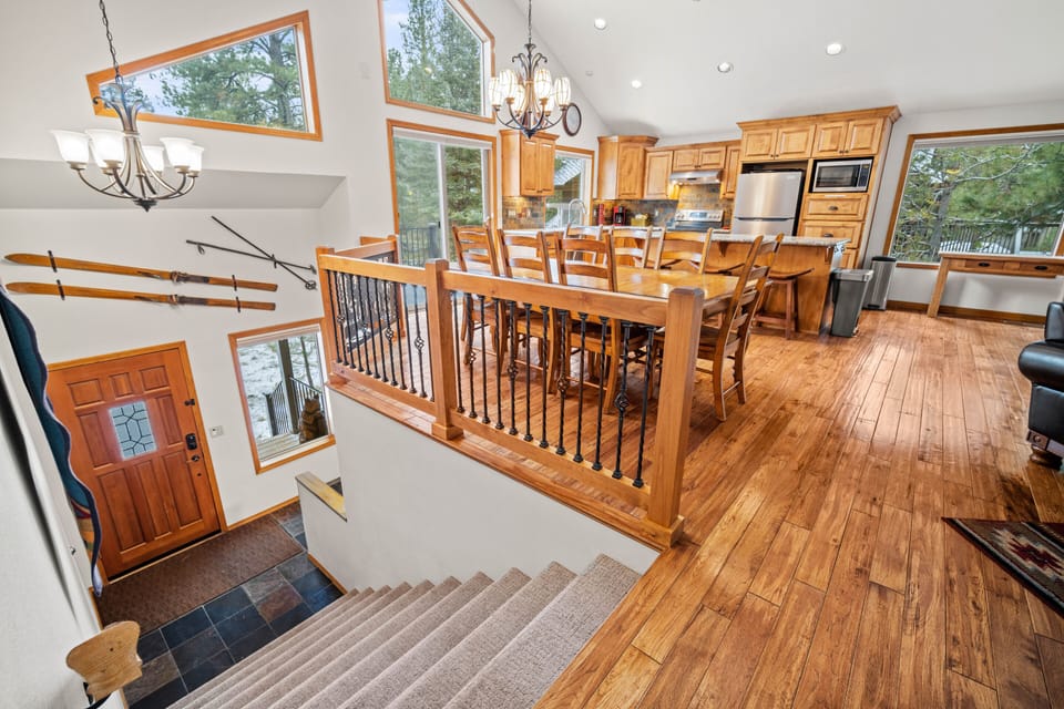 25 McNary Lane-19