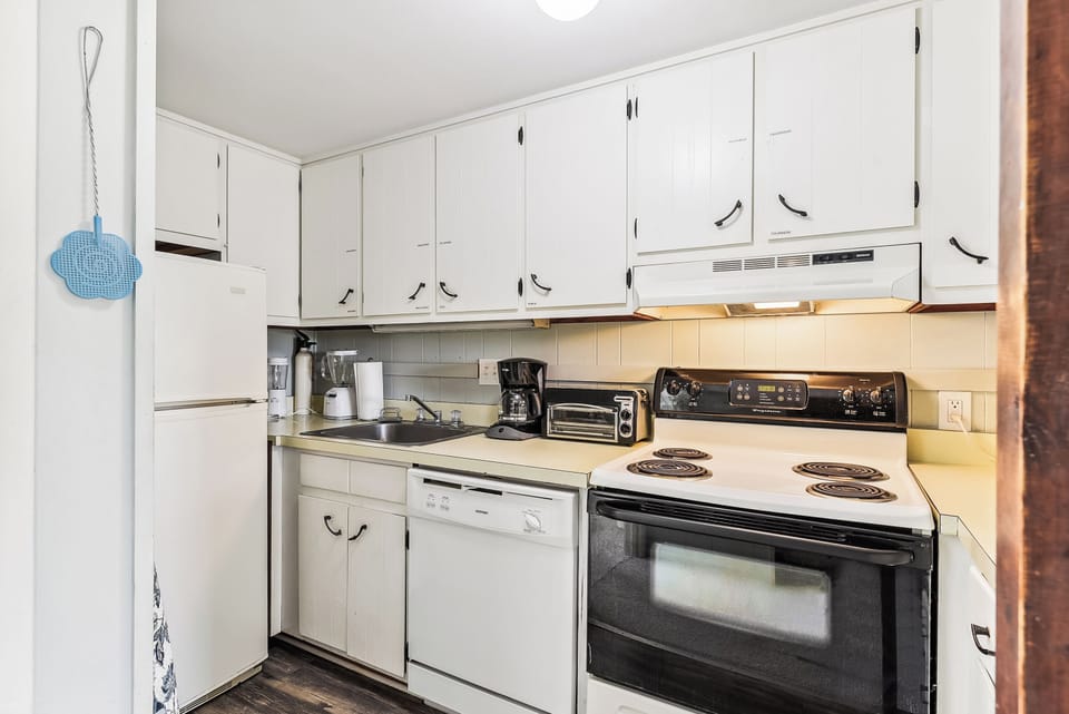 Main Level,Kitchen,