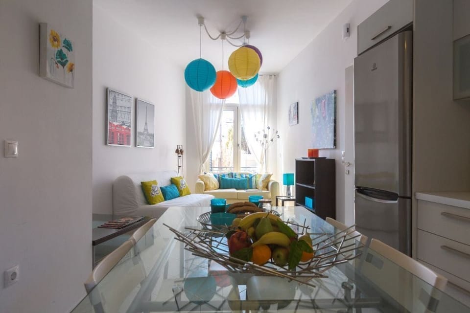 Calliope Apartment