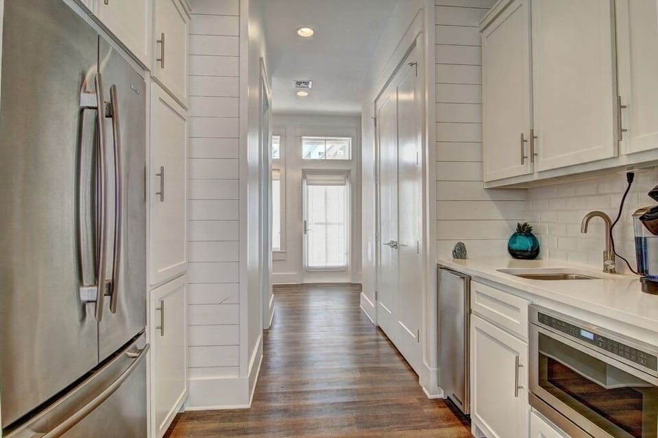 Kitchen, 1st Floor