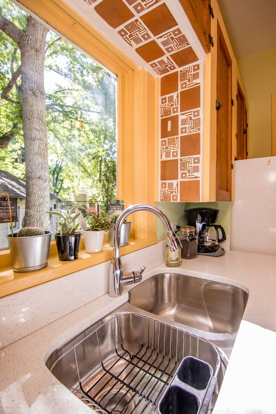 Our fully renovated kitchen with a dishwasher makes doing dishes a dream!