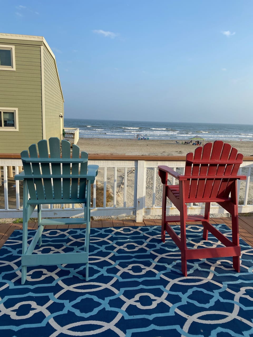 2nd row beach house, 40 steps to the beach